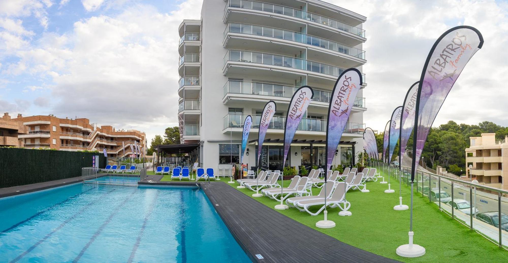 Albatros Family Aparthotel Salou Exterior foto